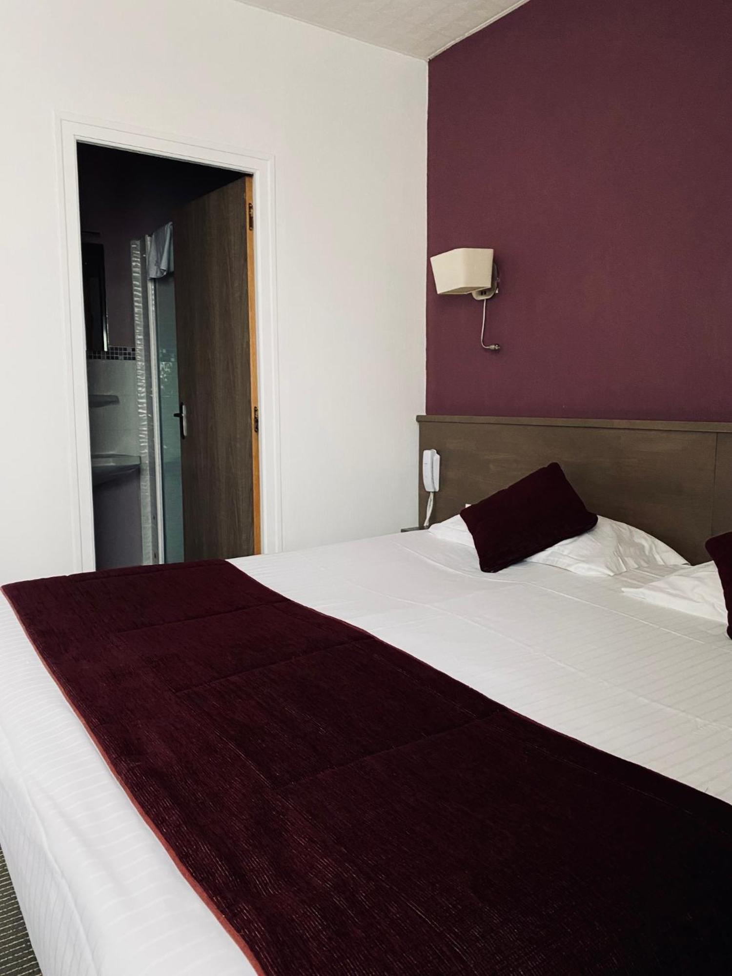 Brit Hotel Le Surcouf Saint-Malo Exterior foto